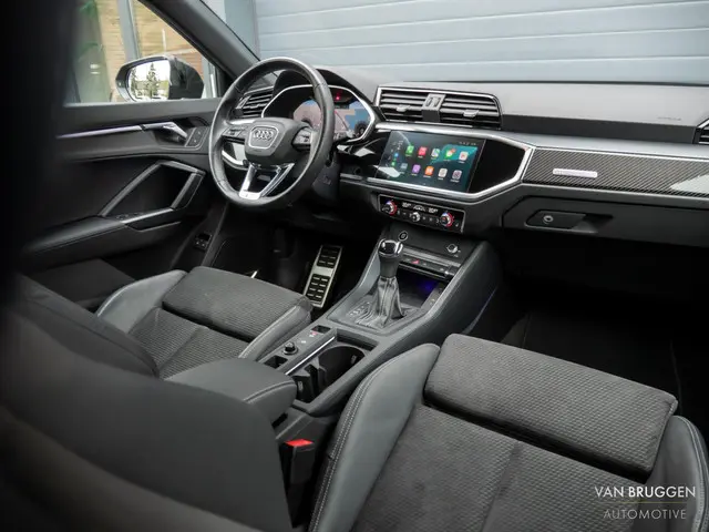 Audi Q3 Sportback 45 TFSI e S-Line 2022 Hybride Benzine 5