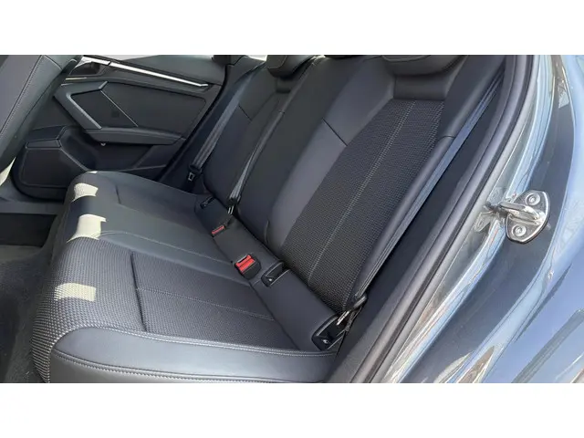 Audi A3 Limousine 30 TFSI 110Pk S Edition 2024 Benzine 29