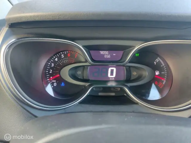 Renault Captur 0.9 TCe Life | Airco | Trekhaak 2017 Benzine 9