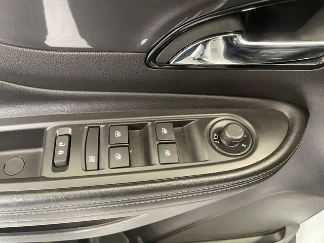 Opel Mokka X 1.4 Turbo 140 Innovation 2019 Benzine 40