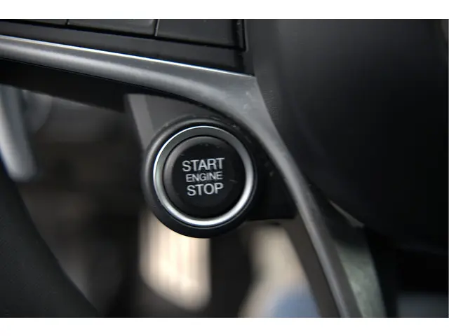 Alfa Romeo Giulia 2.0 T AWD Veloce Q4 2018 Benzine 12