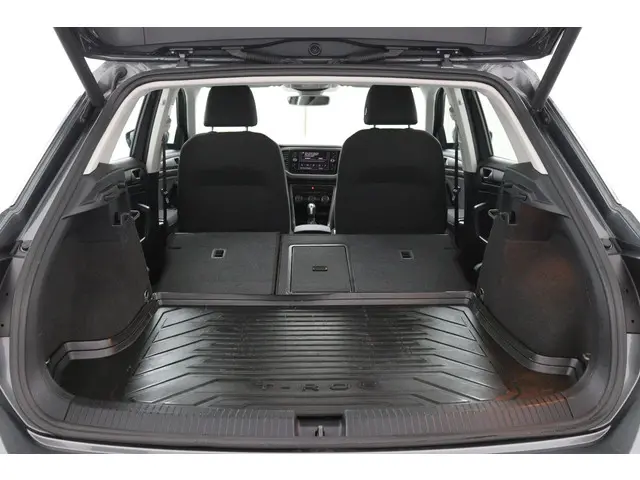 Volkswagen T-Roc 1.5 TSI Style Business 2021 Benzine 31