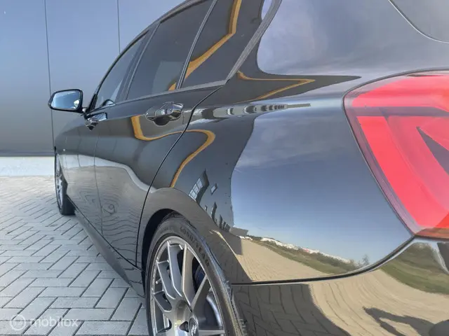 BMW 1 Serie M135i xDrive 2016 Benzine 10