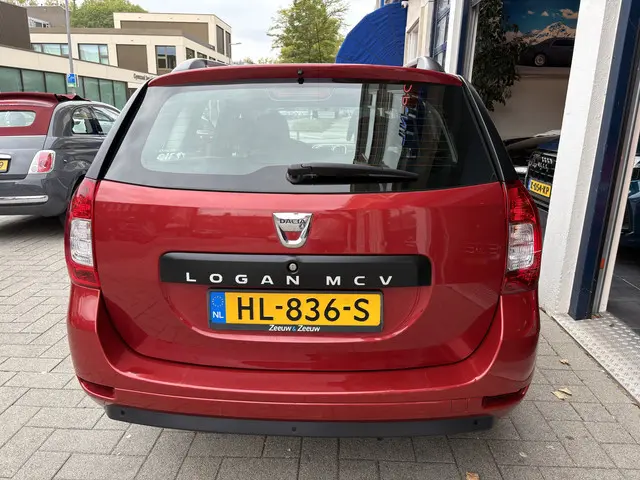 Dacia Logan MCV 0.9 TCe Prestige 2015 Benzine 4