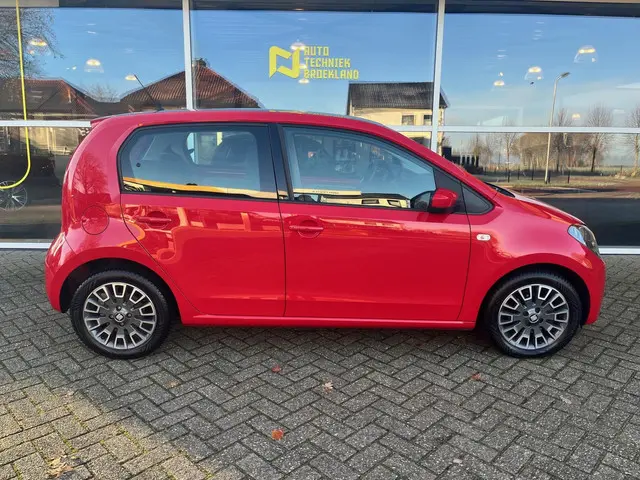 SEAT Mii 1.0 Style Intense 2019 Benzine 3