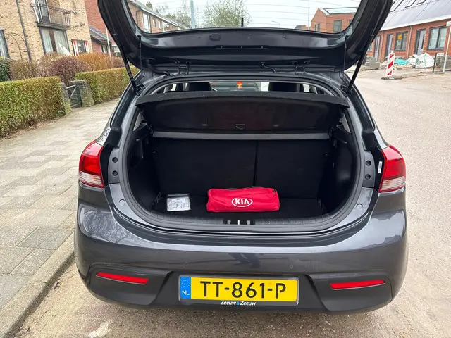 Kia Rio 1.0 TGDI Design Edition 2018 Benzine 11