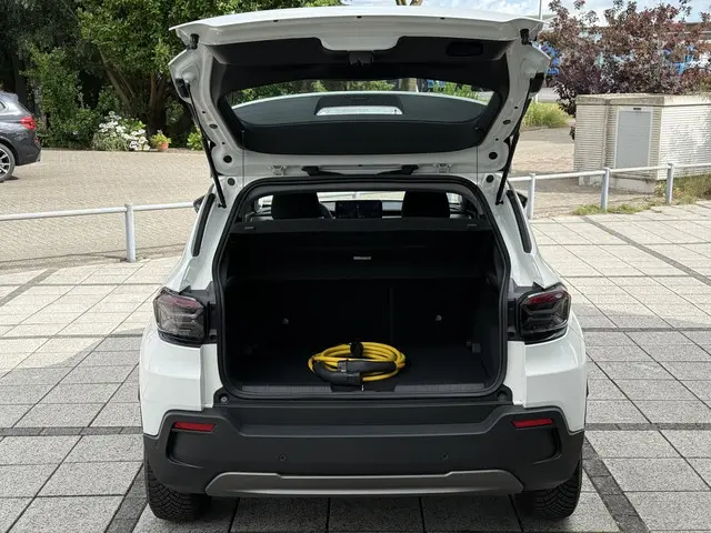 Jeep Avenger Longitude 54 kWh Aut. 2024 Elektrisch 9