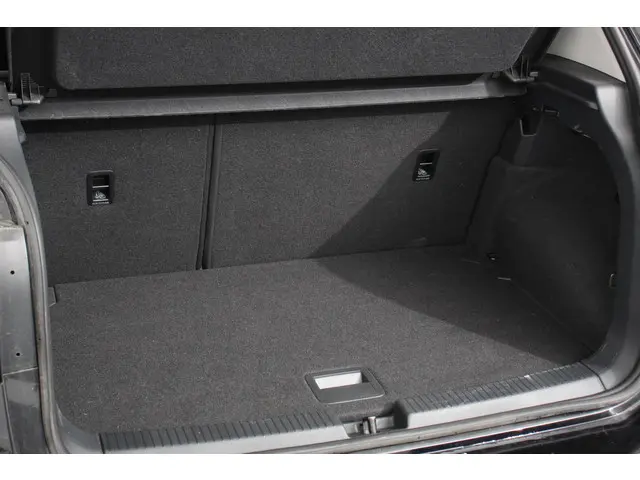 Volkswagen T-Cross 1.5 TSI DSG Style Team 2021 Benzine 25