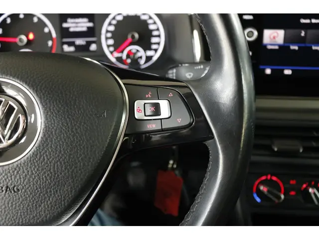 Volkswagen Polo 1.0 TSI Beats 2019 Benzine 17