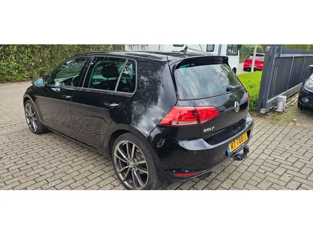 Volkswagen Golf 1.4 TSI ACT Business Edition 2015 Benzine 2