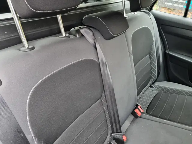 Škoda Fabia Combi 1.0 TSI DSG Ambition 2022 Benzine 12