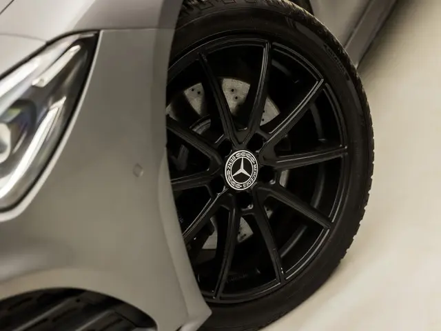 Mercedes-Benz CLA 250 e AMG Sport 2021 Hybride Benzine 25