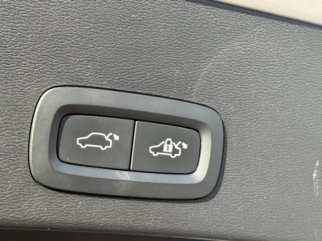 Volvo XC40 Recharge Plus 70 kWh 2022 Elektrisch 21