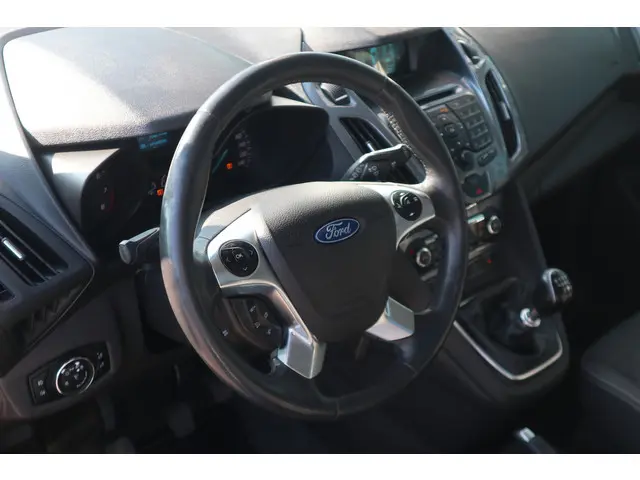 Ford Tourneo Connect 3