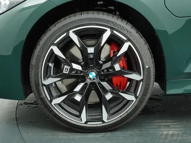 BMW 3 Serie Touring 330e 2025 Hybride Benzine 32