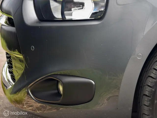 Citroën C4 Picasso 1.2 PureTech Intensive 2016 Benzine 31