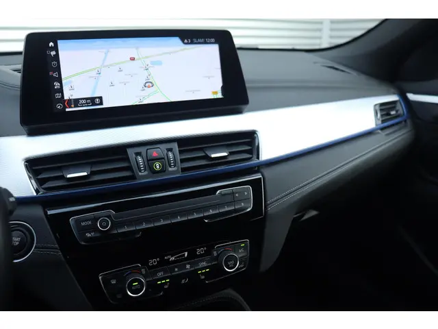BMW X2 xDrive25e 2023 Hybride Benzine 15