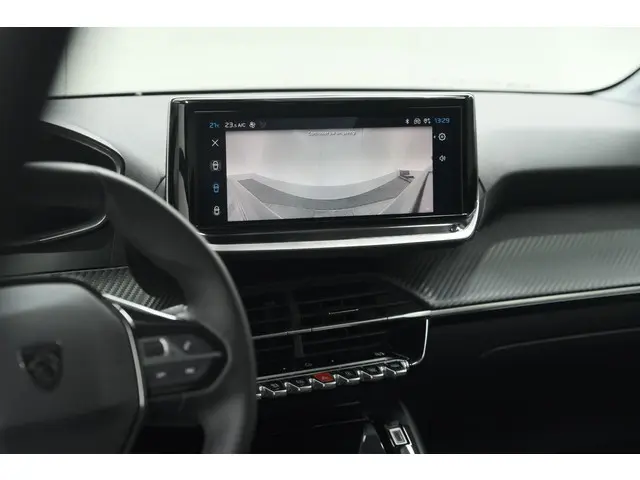 Peugeot 208 PureTech 100 Allure 2024 Benzine 18