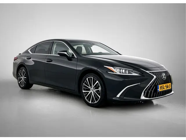 Lexus ES Luxury Line 2024 Hybride Benzine 15