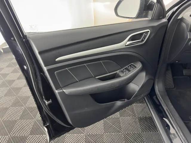 MG ZS EV Luxury 45 kWh {SOH-90 %} 2020 Elektrisch 23