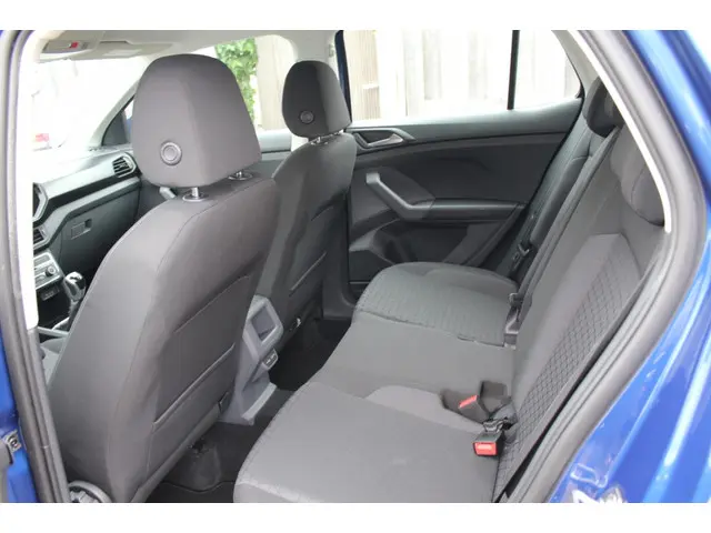 Volkswagen T-Cross 1.0 TSI Life Executive 2021 Benzine 11