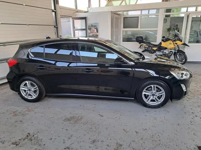 Ford Focus 1.0 EcoBoost Titanium Business 2018 Benzine 4