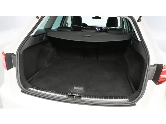 SEAT Leon ST 1.4 EcoTSI 150pk FR DSG 2017 Benzine 38