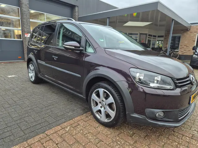 Volkswagen Touran 1.4 TSI Cross 2013 Benzine 11