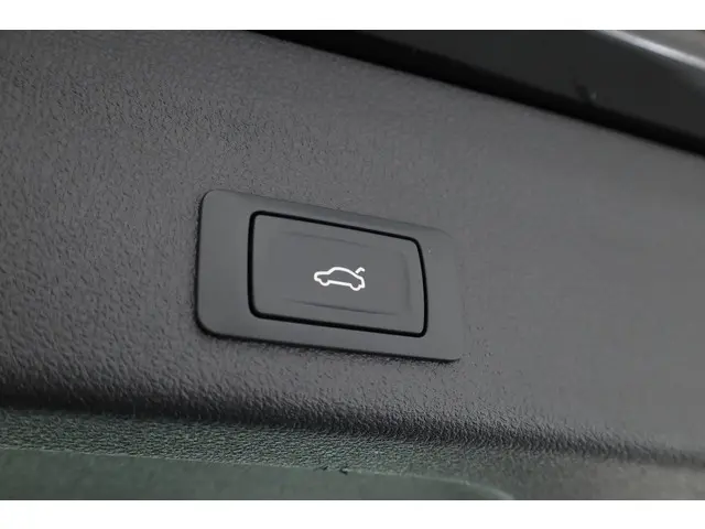 Audi A6 Avant 40 TDI quattroS Line 2019 Diesel 27