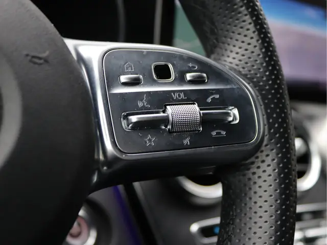 Mercedes-Benz C-Klasse Estate 180 AMG 2020 Benzine 37