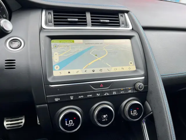 Jaguar E-PACE 2.0 P250 AWD R-Dynamic 2019 Benzine 17
