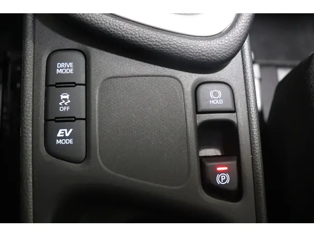 Toyota Yaris 1.5 Hybrid Dynamic, 2022 Hybride Benzine 31