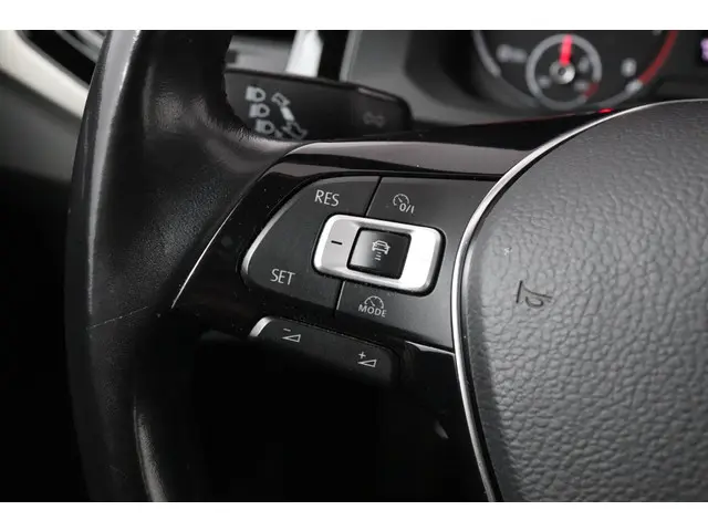 Volkswagen Polo 1.0 TSI Comfortline 2020 Benzine 22
