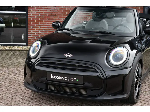 MINI Cooper Cabrio Mini 1.5 136pk aut 2021 Benzine 55