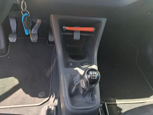 SEAT Mii 1.0 Sport Dynamic 2014 Benzine 14