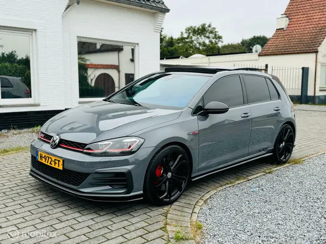 Volkswagen Golf 2.0 TSI GTI TCR 2019 Benzine 6