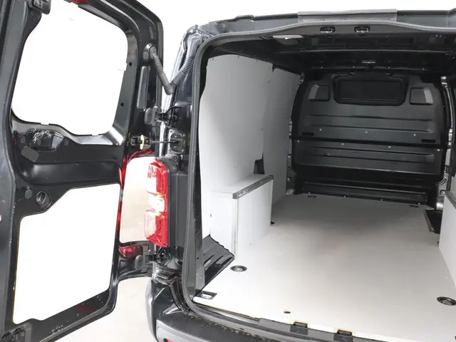 Peugeot Expert 145pk L3 Automaat 2024 Diesel 26