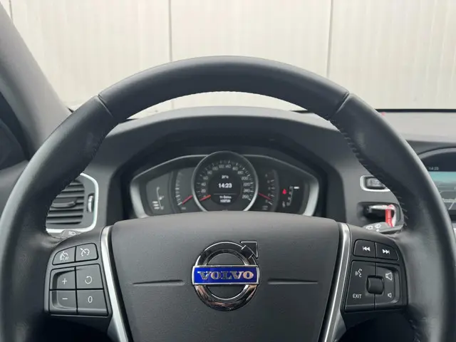 Volvo V60 1.5 T3 Nordic+|Navi|NL-Auto|Geartronic 2016 Benzine 8