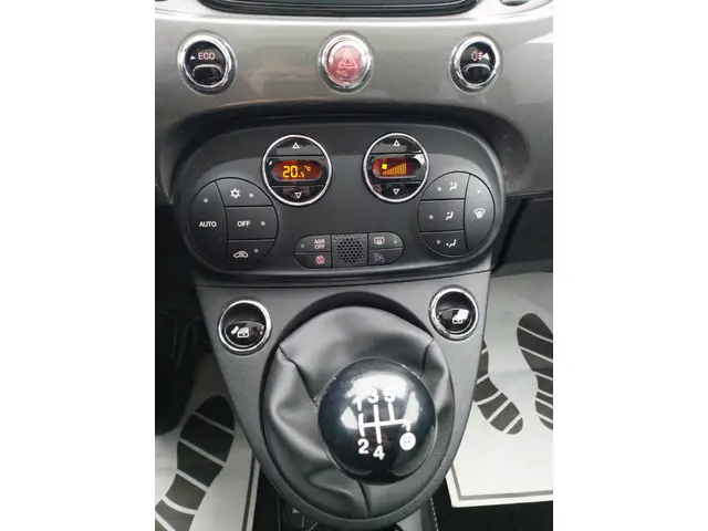 Fiat 500 0.9 TwinAir Turbo Collezione 2018 Benzine 16