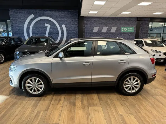 Audi Q3 1.4 TFSI Sport S Line Edition 2017 Benzine 2