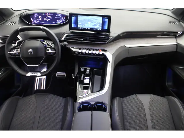 Peugeot 3008 1.2 Hybrid 136 GT 2024 Hybride Benzine 9