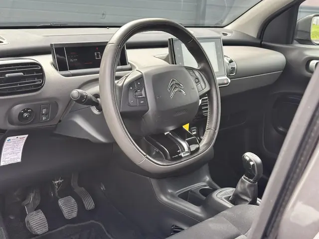 Citroën C4 Cactus 1.2 PureTech Shine 2017 Benzine 6