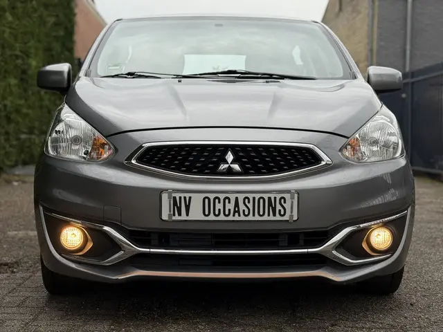 Mitsubishi Space Star 1.0 Cool+ 2018 Benzine 3