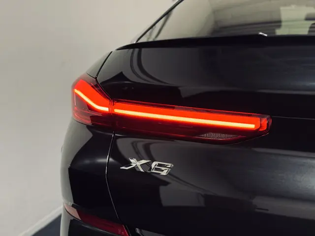 BMW X6 xDrive40i High Executive M-Sport 2020 Benzine 45