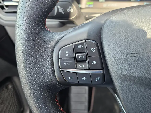 Ford Kuga 2.5 FHEV ST-Line X 2024 Hybride Benzine 14