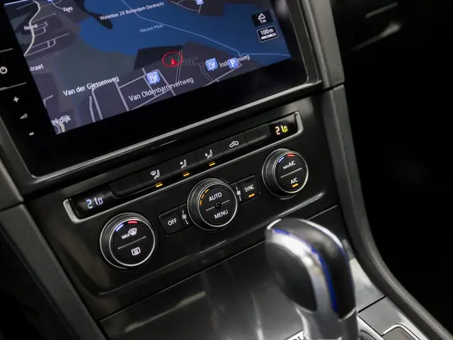 Volkswagen e-Golf Sport 2018 Elektrisch 10