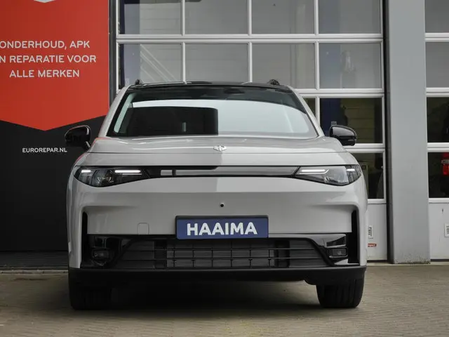 Leapmotor C10 REEV Design 28.4 kWh 2025 Hybride Benzine 3