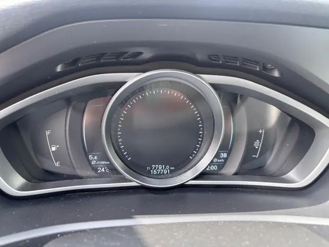 Volvo V40 2.0 D4 R-Design Bns 2014 Diesel 15
