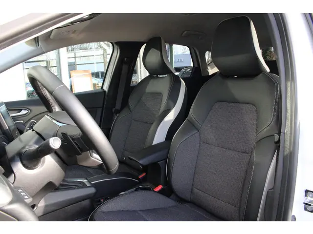 Renault Captur 1.3 TCe 140 Intens 2021 Benzine 7