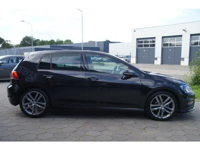 Volkswagen Golf 1.4 TSI ACT Highline !! 150 PK !! 2016 Benzine 6